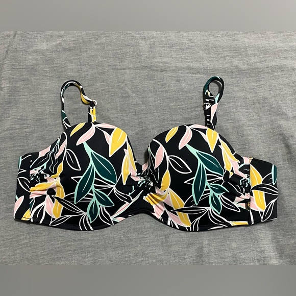 La Vie En Rose Bikini Top - Picture 1 of 3